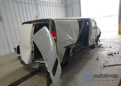 2019 Chevrolet Express 2500 Work Van z USA, uszkodzony, nr VIN 1GCWGAF18K1372744